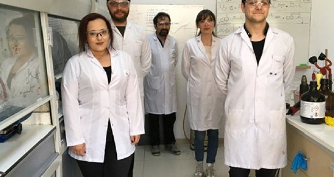 Bilim insanları 'klorokin'i sentezledi: Aralarında Kıbrıslı Türk öğrenciler de var