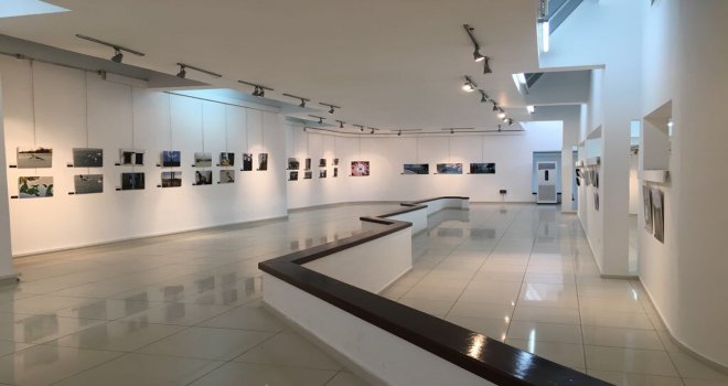 'BİZ' ADLI FOTOĞRAF SERGİSİNİN GELİRİ ÇAĞLAYAN ÇOCUK YUVASI’NDAKİ ÇOCUKLARA