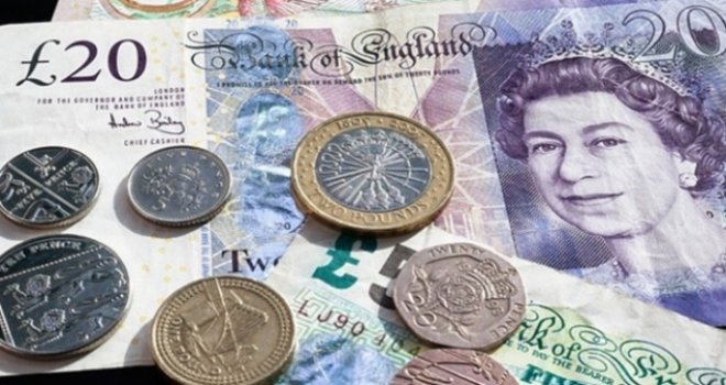 Brexit çarptı: İngiliz sterlini yüzde 20 değer kaybetti