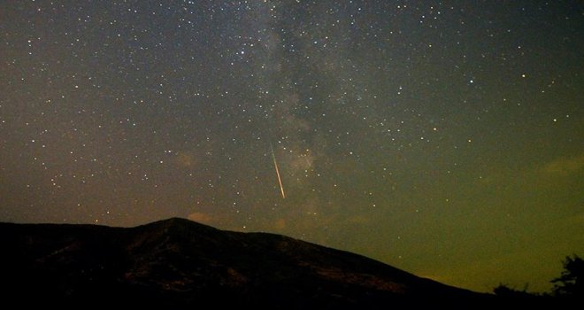 BU GECE METEOR YAĞMURU VAR