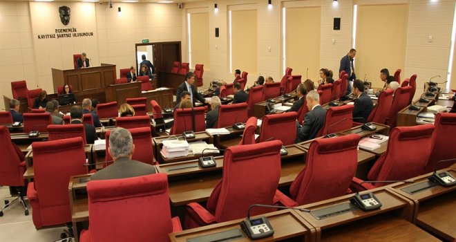 BÜTÇE MARATONU… ÇALIŞMA VE SOSYAL GÜVENLİK BAKANLIĞI BÜTÇESİ OY ÇOKLUĞUYLA GEÇTİ..