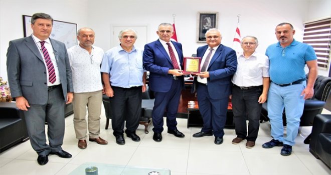 ÇAVUŞOĞLU: EĞİTİM SİSTEMİMİZ GÖZDEN GEÇİRİLEREK YENİDEN YAPILANDIRILMALI