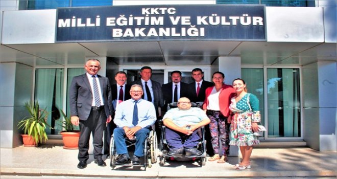 ÇAVUŞOĞLU ENGELSİZ BİR YAŞAM OLUŞTURULMASI ADINA EL BİRLİĞİ İLE ÇALIŞMALIYIZ 