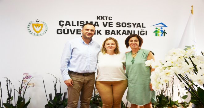 ÇELER’DEN KADIN SAĞLIĞI ARAŞTIRMASI YAPAN KISAA’YA DESTEK