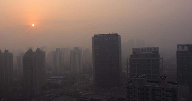 Çin’de hava kirliliği nedeniyle “turuncu alarm” verildi