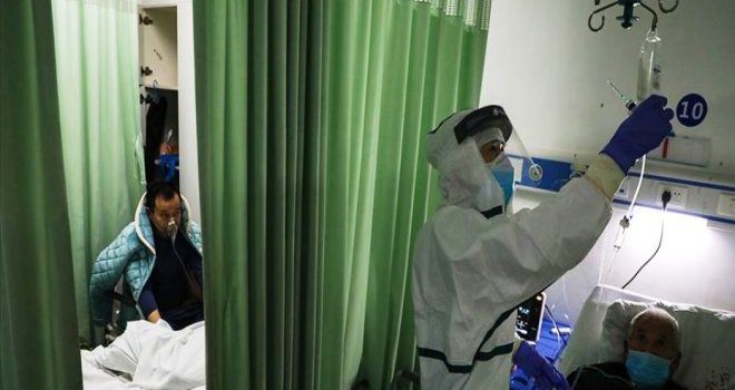 Çin’de yeni koronavirüs salgınından ölenlerin sayısı 812’e çıktı