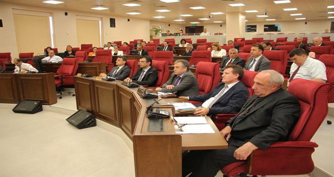 ÇOCUK İZLEME MERKEZİ YASA ÖNERİSİNİN İVEDİLİĞİ REDDEDİLDİ. YÜKSEK ÖĞRENİMLE İLGİLİ YASA ÖNERİSİNE ERTELEME..