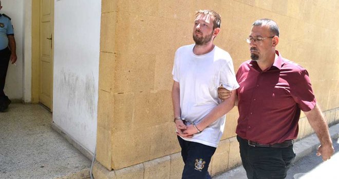 Craig Daniel tatilini cezaevinde geçirecek