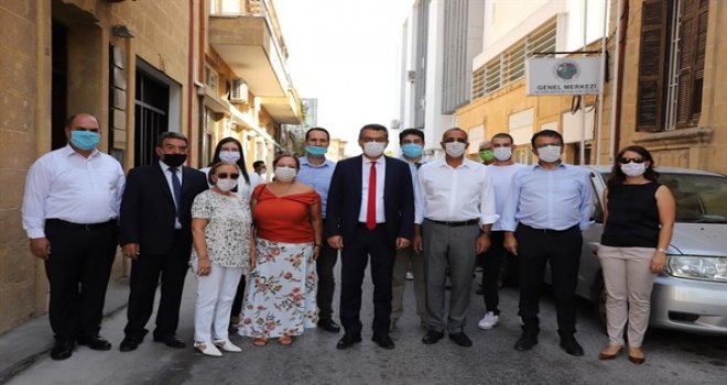 CTP MYK HÜKÜMETİ UYARDI: “PANDEMİ KONTROLDEN ÇIKMAK ÜZERE”