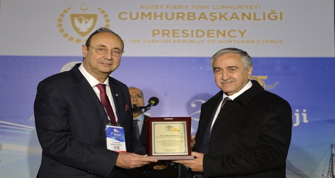 CUMHURBAŞKANI AKINCI, 27. ULUSAL ÜROLOJİ KONGRESİ’NİN AÇILIŞ RESEPSİYONUNA KATILDI