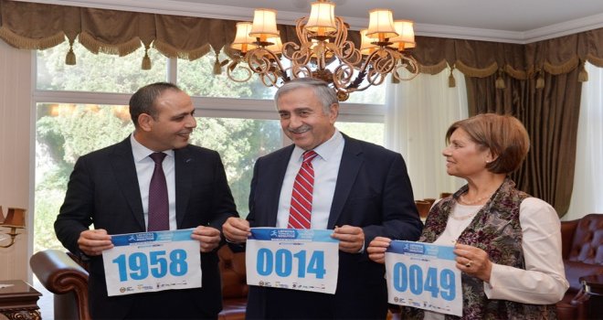 CUMHURBAŞKANI AKINCI, LEFKOŞA KOŞUYOR MARATONUNA EŞİ İLE BİRLİKTE KATILIYOR