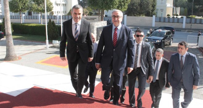CUMHURBAŞKANI AKINCI MECLİSİ BİLGİLENDİRİYOR