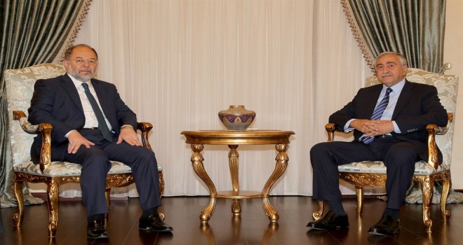 CUMHURBAŞKANI AKINCI, TC BAŞBAKAN YARDIMCISI AKDAĞ’I KABUL ETTİ..