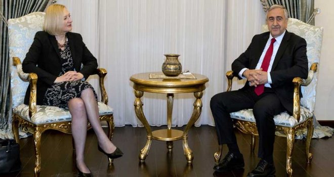 CUMHURBAŞKANI AKINCI YARIN SPEHAR İLE GÖRÜŞÜYOR