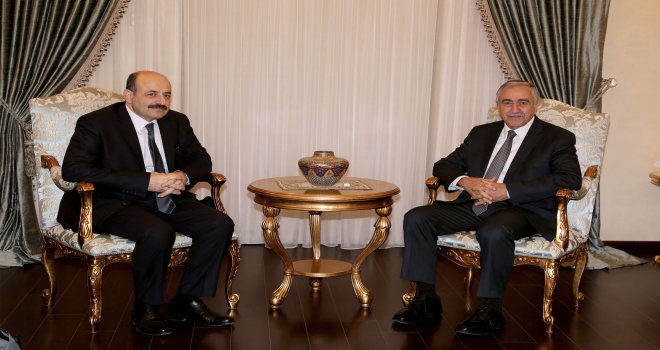 CUMHURBAŞKANI AKINCI, YÖK VE YÖDAK HEYETLERİNİ KABUL ETTİ