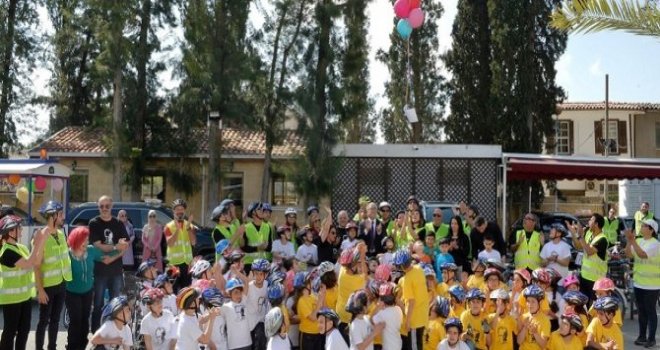 Cumhurbaşkanı çocuklarla biraradaydı