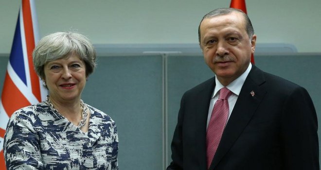 Cumhurbaşkanı Erdoğan, May ile Suriye'yi görüştü