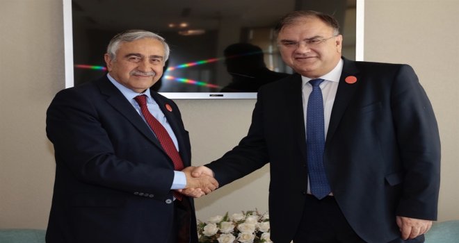 CUMHURBAŞKANI MUSTAFA AKINCI, BOSNA-HERSEK CUMHURBAŞKANI İVANİÇ İLE GÖRÜŞTÜ.