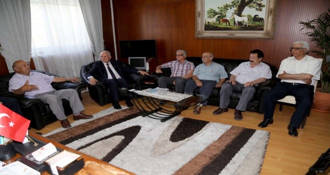 CUMHURBAŞKANI VEKİLİ TÖRE, ERENKÖY MÜCAHİTLER DERNEĞİ HEYETİNİ KABUL ETTİ..