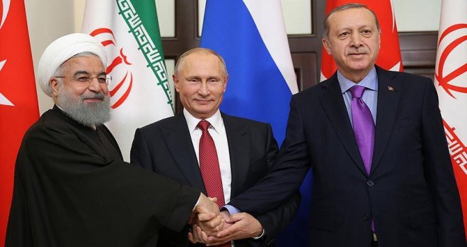 Cumhurbaşkanlığı Külliyesi'nde üçlü zirve toplanacak.