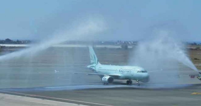 Cyprus Airways ilk Uçuşunu Yaptı