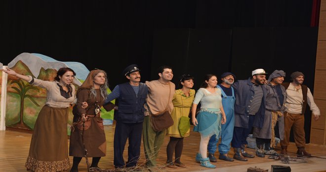 DAĞ DENİZE KAVUŞTU  ADLI ÇOCUK OYUNU SAHNELENMEYE BAŞLADI