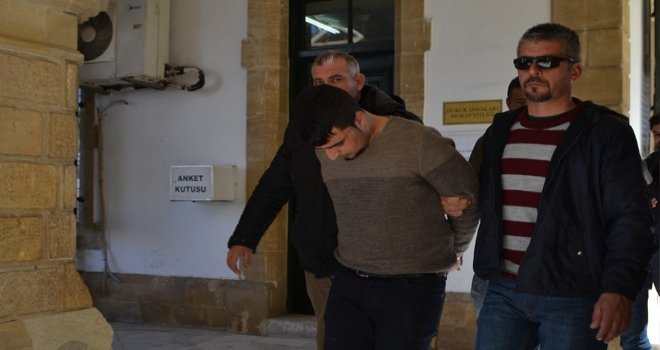 Dayak ve işkenceyle ifade aldılar