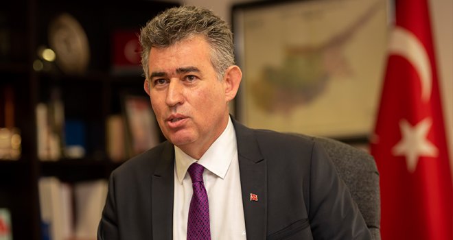Dedem, Kıbrıs İşlerinden Sorumlu ilk Başbakan Yardımcısıydı