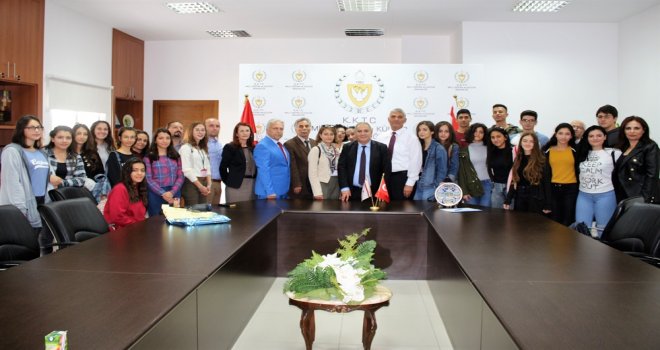 DEĞİRMENLİK LİSESİ İLE  ANTALYA ANADOLU LİSESİ ÖĞRENCİLERİ MİLLİ EĞİTİM VE KÜLTÜR BAKANLIĞI’NI ZİYARET ETTİ