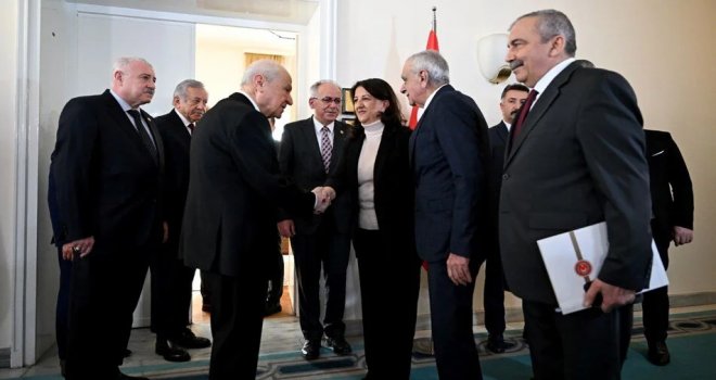 DEM Parti İmralı heyetinden Meclis’te temas: Kurtulmuş’la görüşme başladı, ikinci görüşme Bahçeli ile olacak