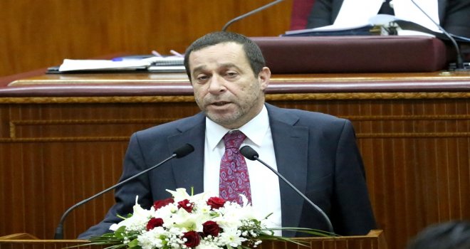 DENKTAŞ: "HALKIN HİZMET ALAMAMASININ SORUMLUSU UBP..."