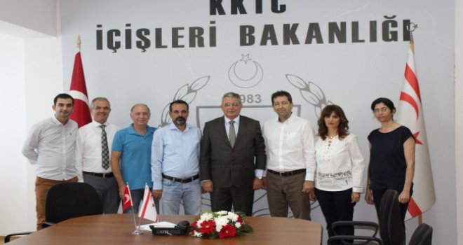 DEVLET BÜYÜKLERİNİN ANIT MEZARLARI YAPILIYOR