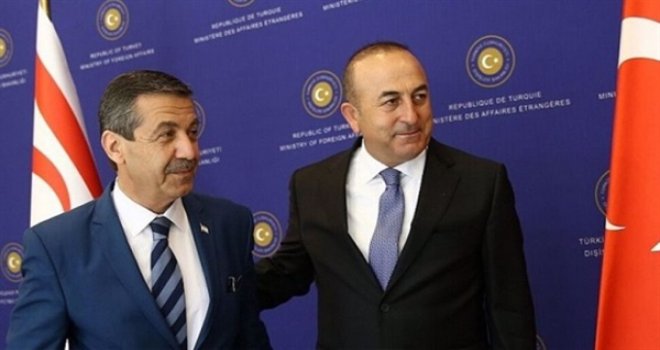 DIŞİŞLERİ BAKANI ANKARA’DA… ERTUĞRULOĞLU, TC DIŞİŞLERİ BAKANI ÇAVUŞOĞLU’YLA BASIN TOPLANTISI DÜZENLEDİ