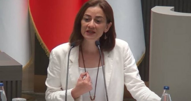 Doğuş Derya: Memleket satılığa çıkarıldı, tarih sizi yazacak