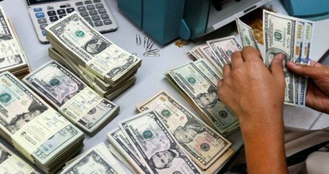 Dolar 5.80 üzerinde yatay seyrediyor