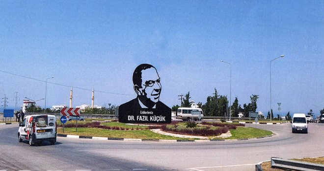 Dr. Fazıl Küçük Anıt Heykeli Girne’de yapılıyor