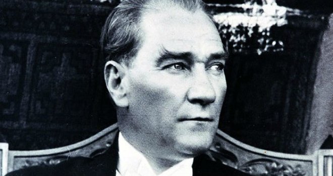 Dünya Tarihine Büyük İz Bırakmış 9 Ünlü Öğretmen