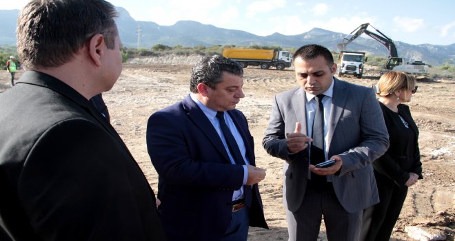 DÜRÜST, GİRNE DAĞ YOLUNDAKİ ÇALIŞMALARI YERİNDE İNCELEDİ