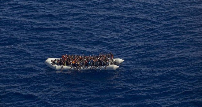 Düzensiz göçmenler Laçi Sahilinde tespit edildi