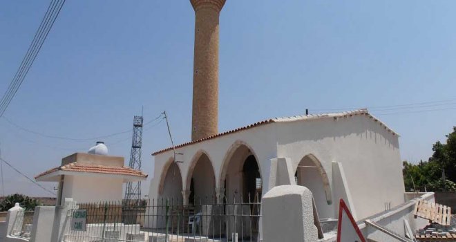 ECEL'E CAMİDE YAKALANDI