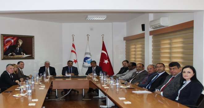 Eğitim Bakanı Dürüst LAÜ’yü ziyaret etti