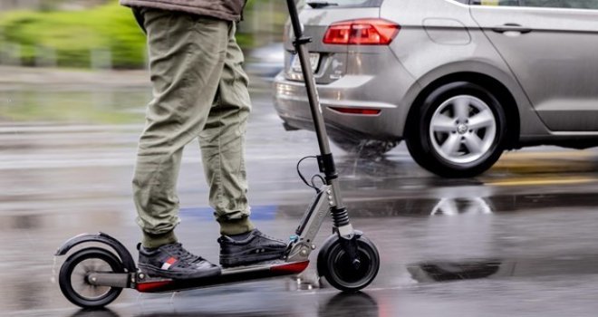 Elektrikli scooter kullanımı yasallaştı