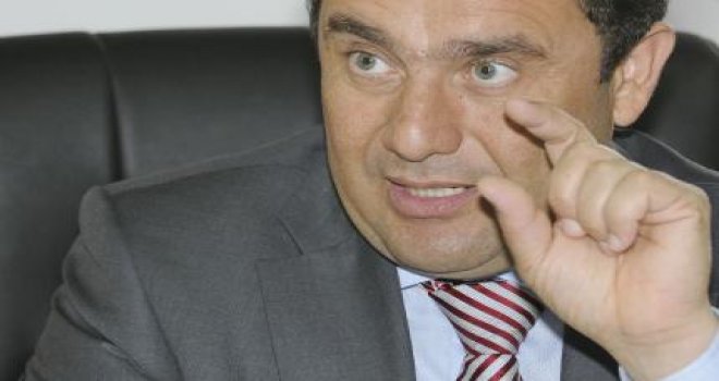 ELEKTRONİK ÇALIŞMA İZİN KARTI UYGULAMASI VE E- BAKANLIK PORTALI YAKINDA BAŞLAYACAK