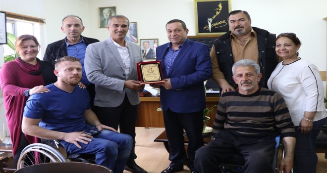 ENGELLİLER SPOR FEDERASYONU, BAŞBAKAN YARDIMCISI DENKTAŞ’I ZİYARET ETTİ