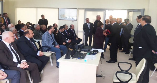 ERCAN HAVALİMANI'NA İLK UÇAĞIN İNİŞİNİN 44. YIL DÖNÜMÜNDE ETKİNLİK