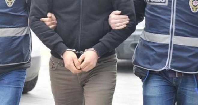 ERCAN HAVALİMANI'NDA BİR KİŞİ UYUŞTURUCUDAN TUTUKLANDI