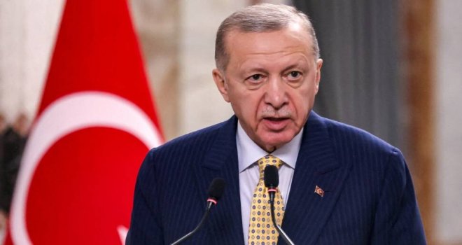 Erdoğan: Kıbrıs'ta adil çözüm için Türk dünyasına sorumluluk düşüyor