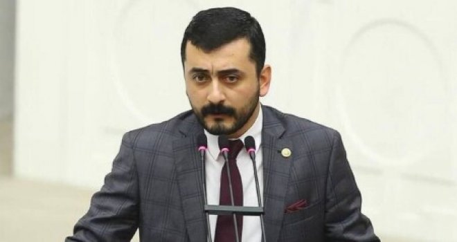 Eren Erdem, CHP'den istifa ettiğini duyurdu