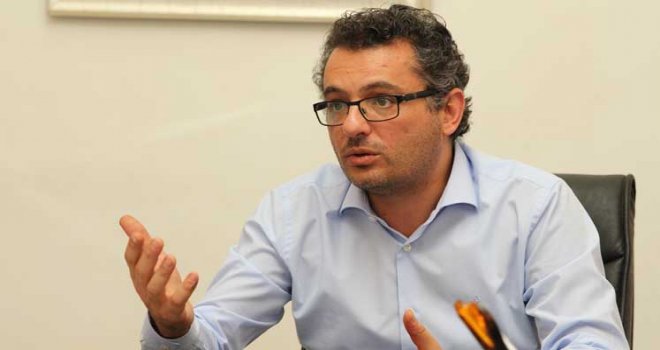 Erhürman: Gelmiş geçmiş en hukuksuz hükümet