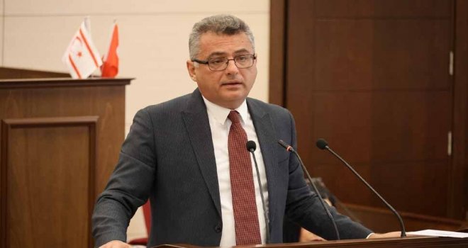 Erhürman: ''Krizi de kaosu da üreten kendine hükümet diyen yapıdır''